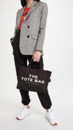 1746677514 marc jacobs the woven medium tote bag.jpg