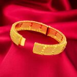 1746686638 18k gold womens hollowed out mesh peacock screen bracelet high end accessories for women daily accessories gifts for women.jpg