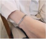 1746792729 18k platinum cuban style fashionable and minimalist womens bracelet for womens festivals high end gift.jpg