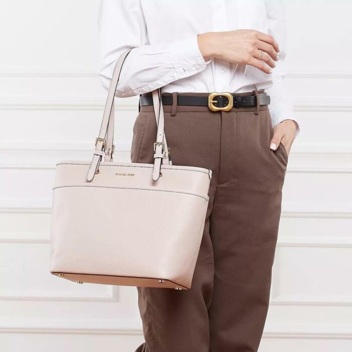 1746873035 michael kors winston medium top zip pocket tote bag.jpg