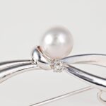 1747015505 japanese 8.0mm akoya cultured pearl with moonstone brooch for women with sterling silver classy design excellent gift pearl brooch.jpg