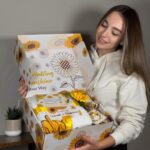 1747025762 18pcs sunflower gifts for women unique gift basket set birthday gifts for women best friend or sister sunshine box care package get well soon thinking of you friendship basket.jpg