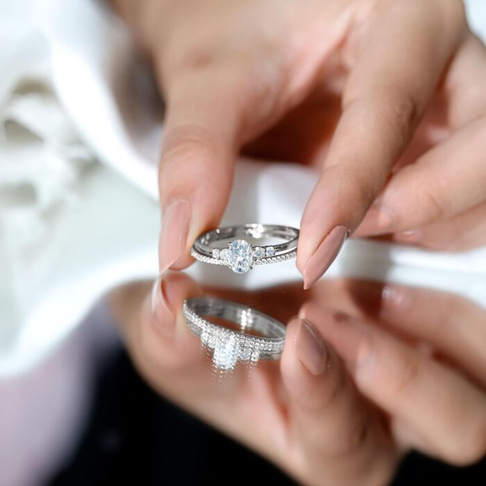 1747090814 certified lab grown diamond bridal ring set ef vs quality 5x7mm oval diamond engagement ring with wedding band ready to gift.jpg