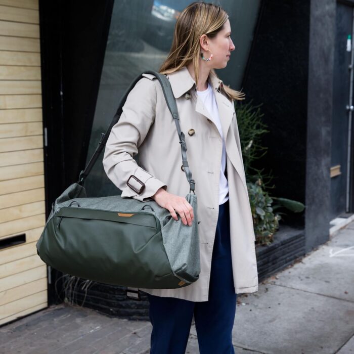 1747105636 peak design travel duffel 35l sage btrd 35 sg 2.jpg