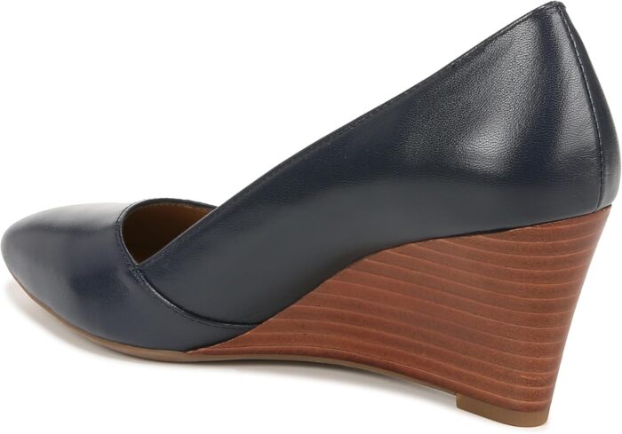 1747213211 franco sarto womens frankie.jpg