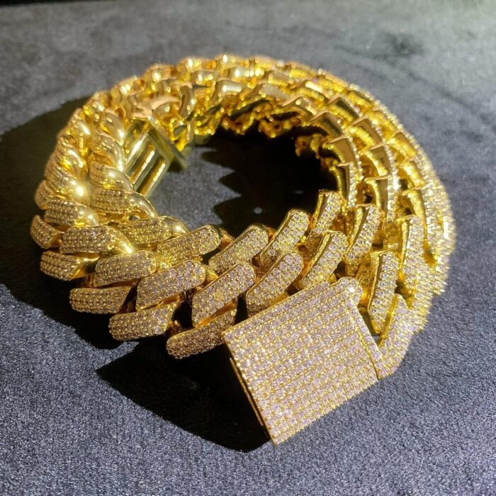 1747265638 icediamond 20mm hip hop iced out miami cuban link chain necklace 14k gold plated bling cz bling diamond choker heavy cuban necklace luxury trend jewelry gift for men.jpg