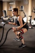 1747298618 knee brace for aclligamentsports injuriesarthritis oaknee joint pain relief for men women size 2 check size chart for best fit pic 23.jpg