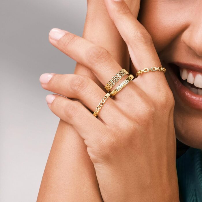 1747333226 canaria 10kt yellow gold panther link ring.jpg