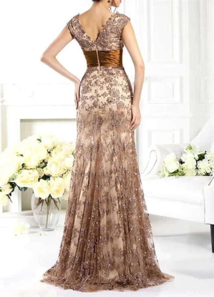 1747393413 mermaidtrumpet elegant mother of the bride dress v neck sleeveless sweep train evening gown with sequins 2025.jpg