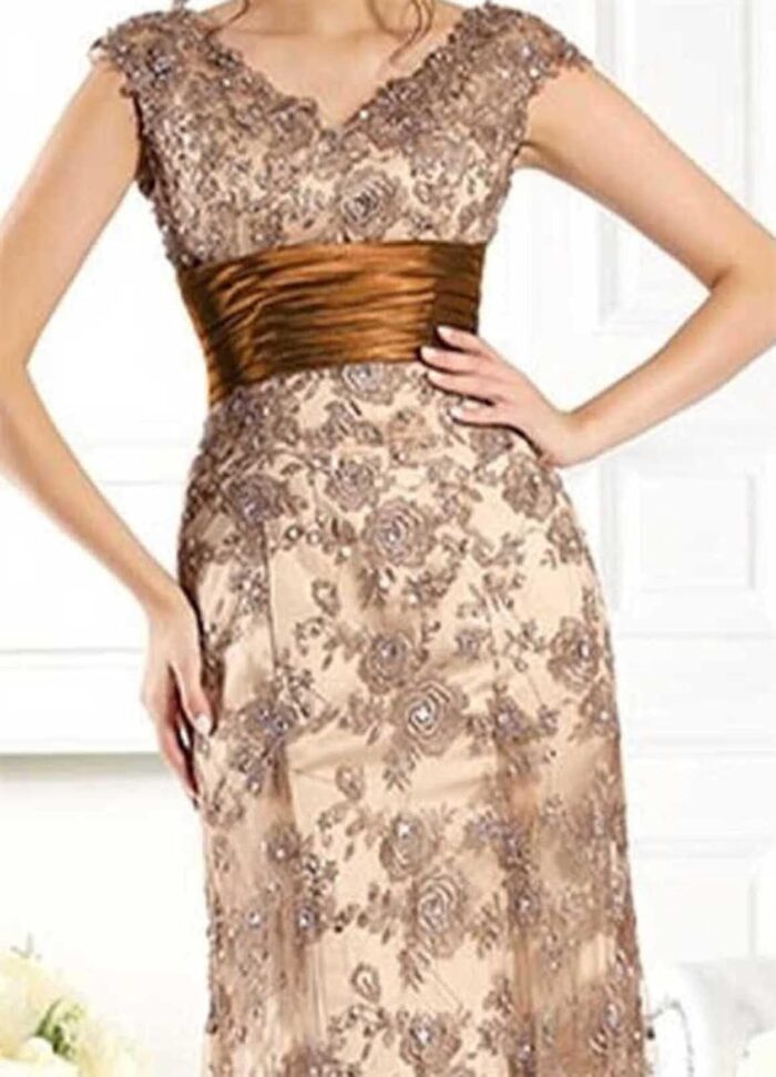 1747393414 mermaidtrumpet elegant mother of the bride dress v neck sleeveless sweep train evening gown with sequins 2025.jpg
