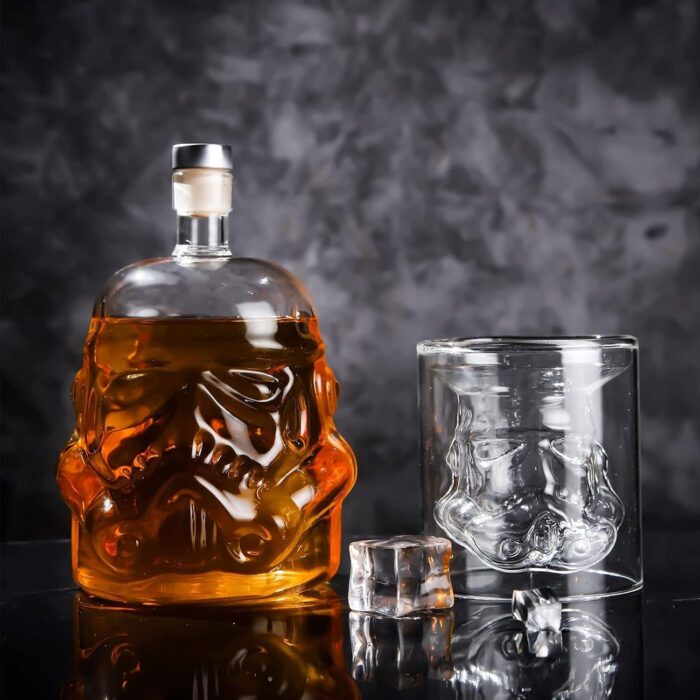 1747394925 crystal tequila whiskey decanter unique gift for men and women for liquor enthusiasts and home bars 1decanter2glasses.jpg