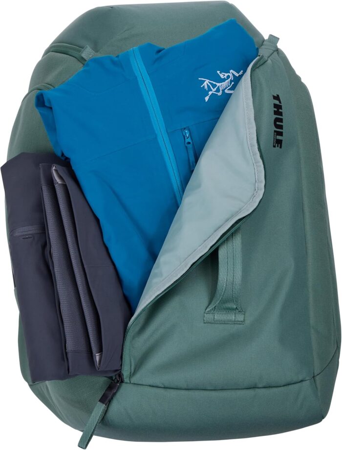 1747454386 thule roundtrip 45l boot backpack storage.jpg
