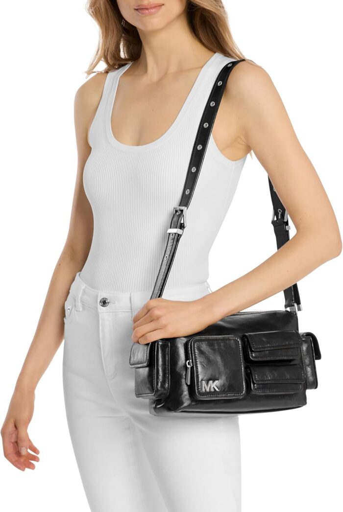 1747501128 michael kors dakota medium pocket shoulder bag.jpg