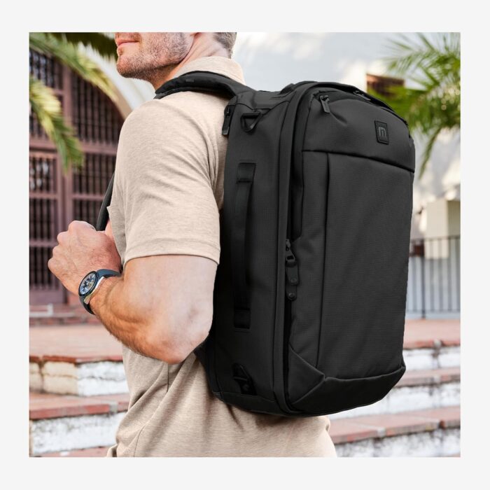 1747590737 travismathew lateral convertible backpack tmb106 black.jpg