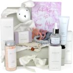 Jasmyn greene new mom gift basket 9 luxury baby shower gifts for expecting mommy to be. pregnant moms postpartum kit care package. newborn baby girl gift set with pregnancy spa gifts for women.jpg